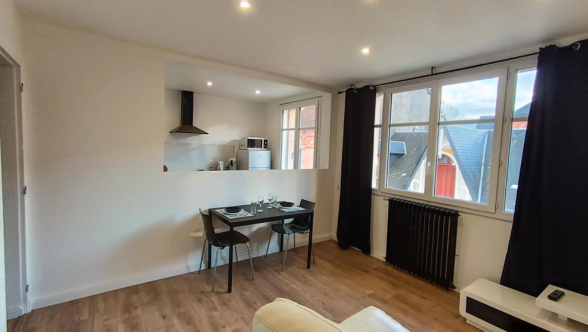 Foucault - Appartements - Au Coeur De Lurdy Exteriér fotografie