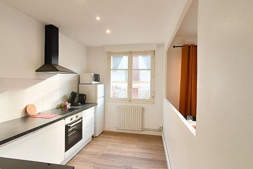 Foucault - Appartements - Au Coeur De Lurdy Exteriér fotografie