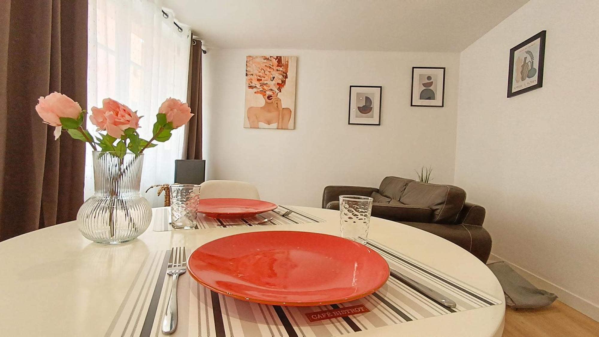 Foucault - Appartements - Au Coeur De Lurdy Exteriér fotografie
